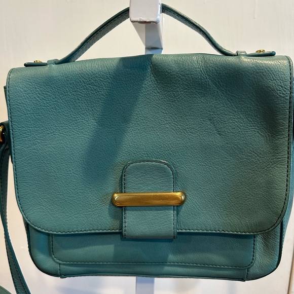 Fossil Elegant Green Leather Shoulder Bag - Picture 2 of 9